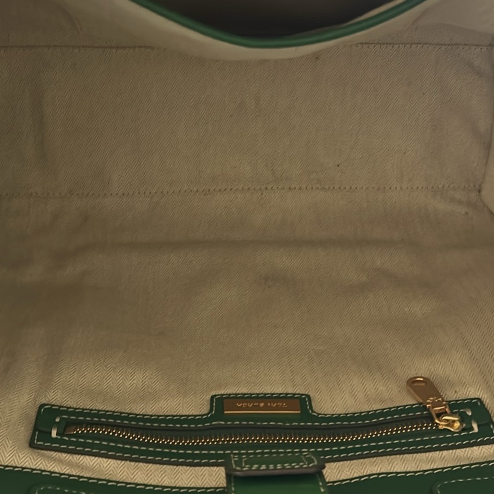 ♦️♦️ RARE!!!  AUTHENTIC TORY BURCH KELLY GREEN QUADRANT TOTE ♦️♦️ - Picture 2 of 8